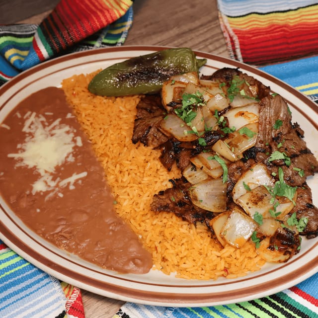 Carne Enchebollada | Skirt Steak with Onions.