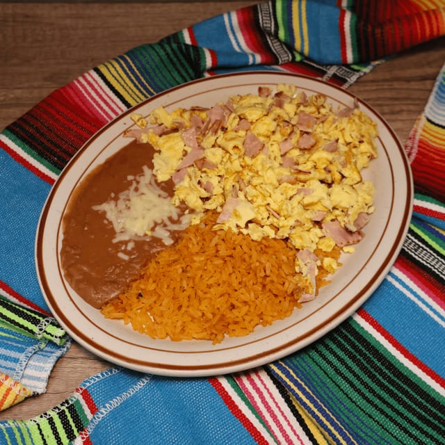 Huevos Con Jamón.