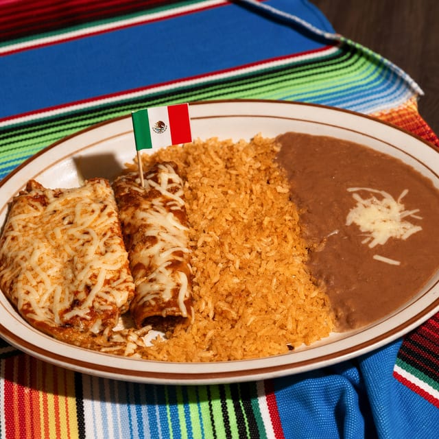 7. Enchilada, Real Chile Relleno, Rice & Beans.