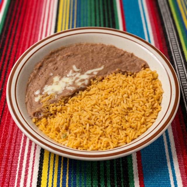 Frijoles Y Arroz | Rice & Beans.